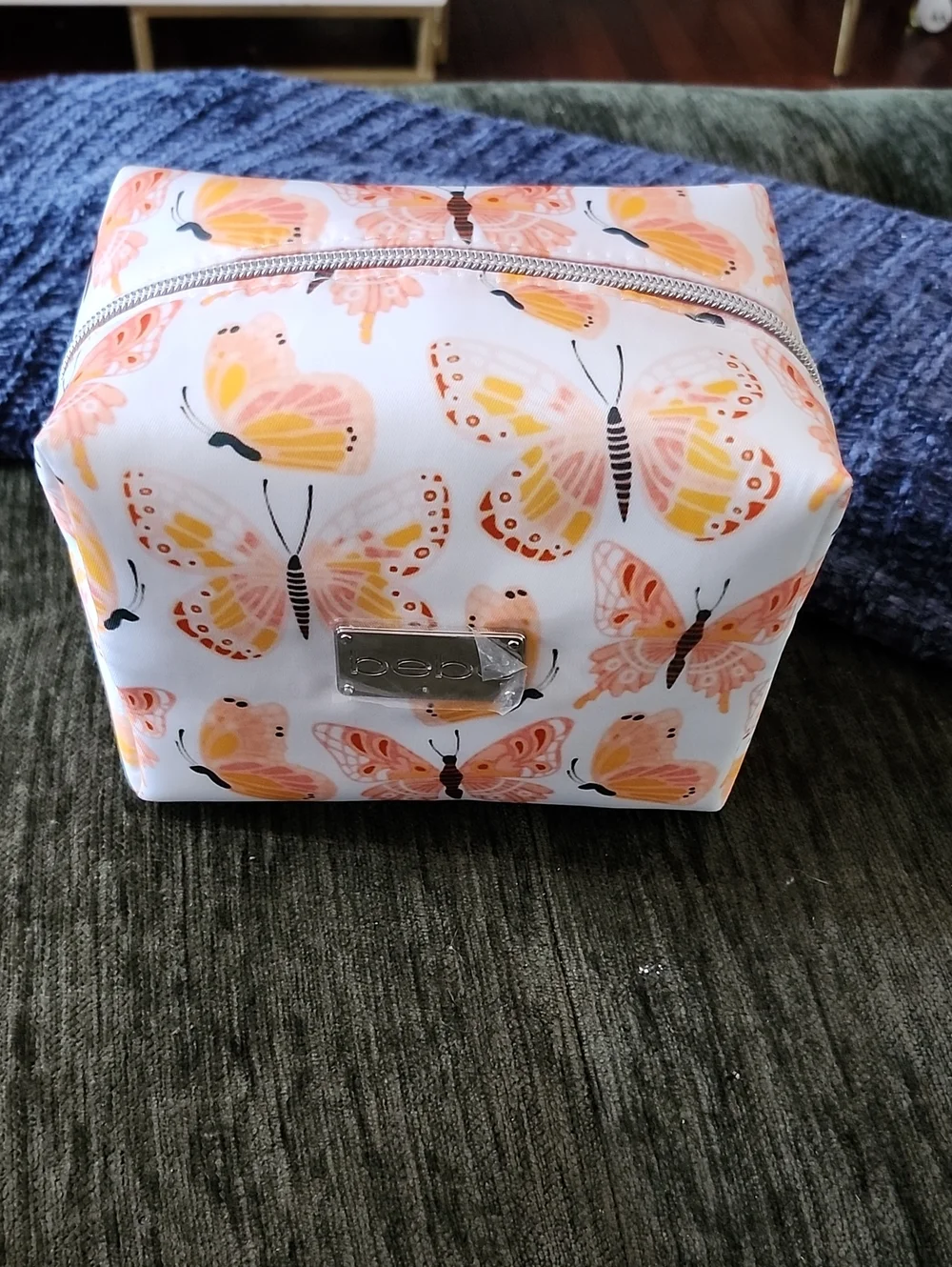 bebe Cosmetic Bag Butterfly Pattern  - Pink & Orange New W/2 Travel Bottles.